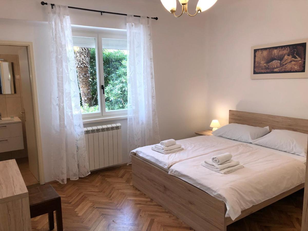 Apartments Mikelic Кампор Экстерьер фото